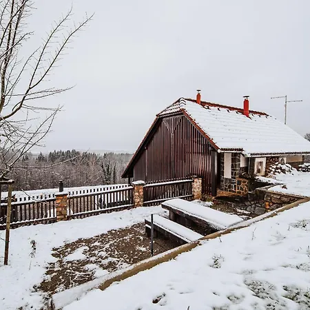 Vineyard Maleric With Pool Access *