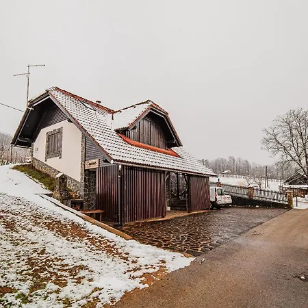 Vineyard Maleric With Pool Access