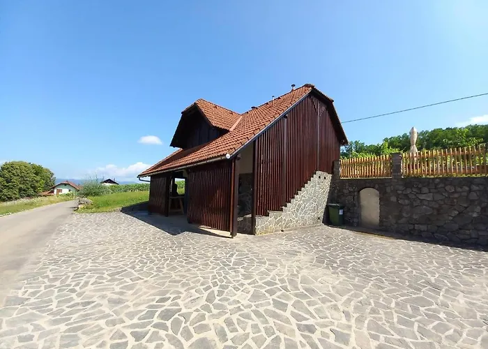 Vineyard Maleric With Pool Access