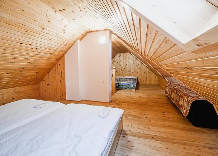 Vineyard Maleric With Pool Access Appartement