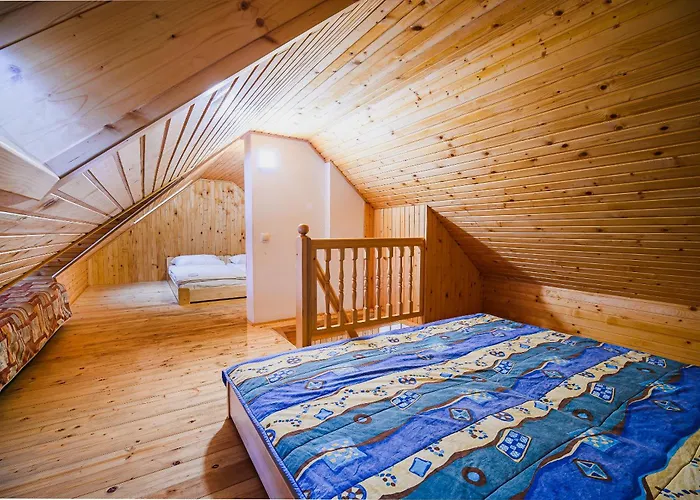 Vineyard Maleric With Pool Access